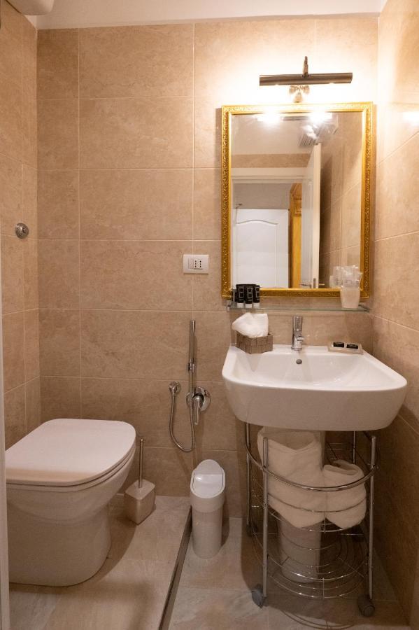 Venus Inn Rome Guest House Exterior photo